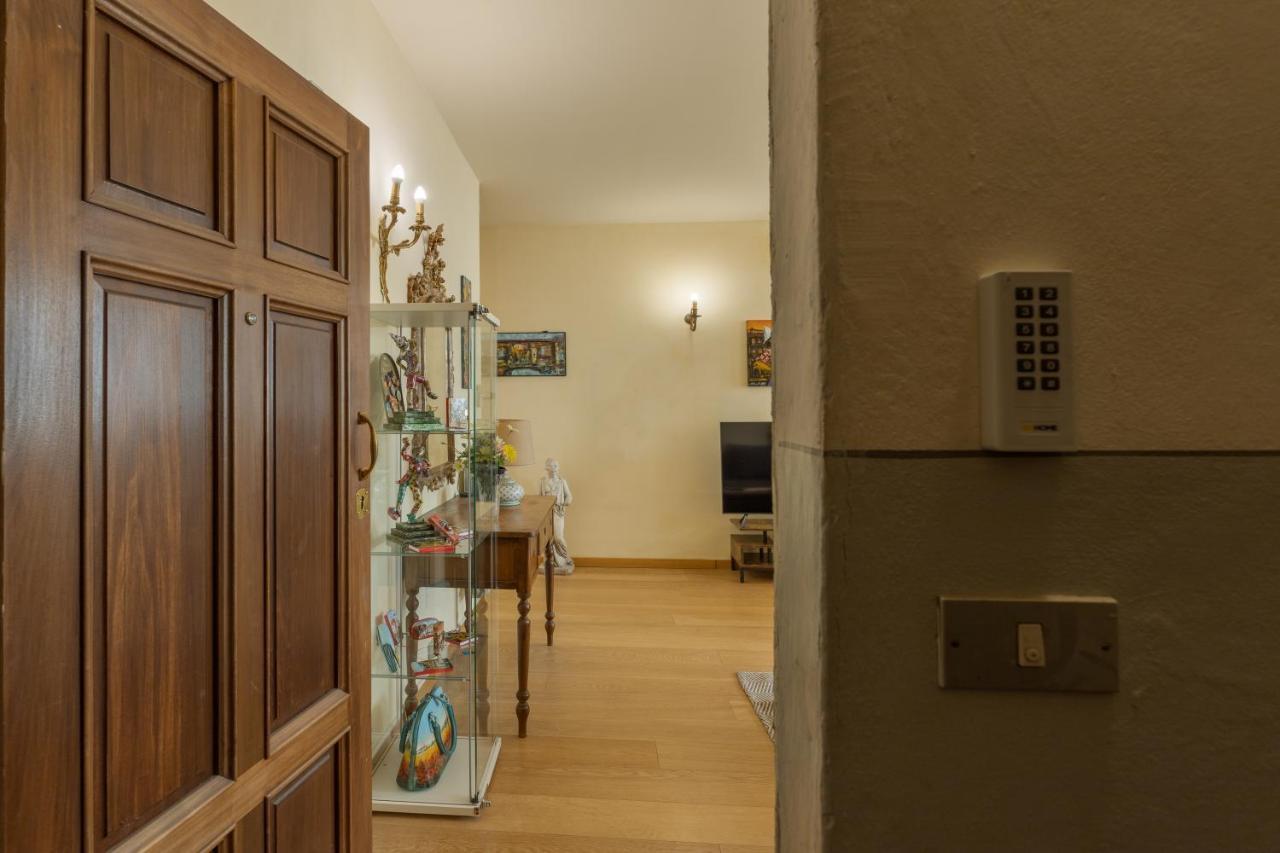 Pinocchio' S House In The Center Of Florence Buitenkant foto